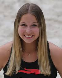 Madelyn Paul's Instagram, Twitter & Facebook