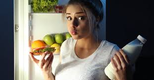 The less healthy a food is for your body, the more your face will show it. Is It Bad To Eat Before Bed Does It Make You Fat Nutrition 2021