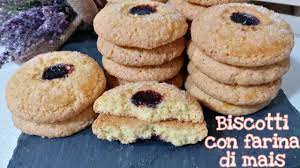 Infornare a 180° per una ventina di minuti circa e comunque fino a doratura. Biscotti Con Farina Di Mais Ricetta Facilissima Youtube
