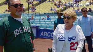 Alex verdugo's parents are from mexico and minnesota. Backstage Dodgers Season 6 Mother S Day With Mama Dugie Youtube