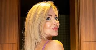 Fit baka (64) objavila fotku u bikiniju i potvrdila da nikad neće biti  prestara za to