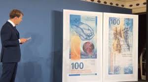 This note is the latest note to be issued in the 9th swiss trust series. Le Nouveau Billet De 100 Francs Se Devoile L Or Bleu A L Honneur Bilan
