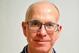 Creative Lives leader retires after 20 years as 'tireless champion' for  everyday creativity