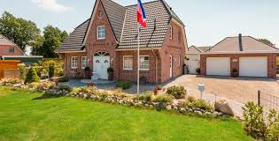 The eco system haus mark is filed in the category of construction and repair services, metal products. Friesenhaus 160 Von Eco System Haus Gmbh Hausbaubuch Info Fertighauser Und Massivhauser Baupartner Haus Hersteller Ratgeber Informationen Zum Hausbau