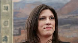 Σφοδρή επίθεση έκανε η ζωή κωνσταντοπούλου στον αλέξη τσίπρα για την υπόθεση της μυρσίνης λοΐζου, που. Zwh Kwnstantopoyloy Ths Egine Protash Na Tragoydhsei Sto Just The 2 Of Us Aftodioikisi Gr