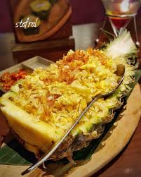 Pernah Nyobain Nasi Goreng Nanas Ala Thailand Paling Enak Di Jakarta Ini