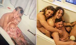 Brothers recreate family photo in the bath 20 years after it was taken |  Daily Mail Online