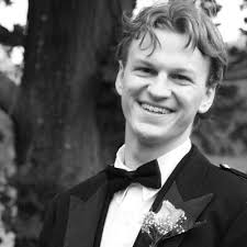 Ian Tracy (@acceleratelove)