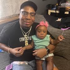 Profile for Mario Holt