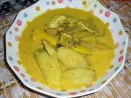 Masukkan nangka yang telah direbus, asam keping dan sedikit garam. Gulai Lemak Pisang Muda Dengan Ikan Masin Myresipi