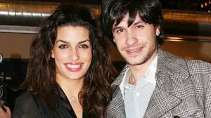 Έχει περιμένει να τον δούμε ως ηθοποιό και όχι ως παιδί δύο ηθοποιών. Tonia Swthropoyloy Celebrities Eidhseis Yupiii Gr