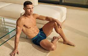 Weitere ideen zu fussball, ronaldo cristiano, cristiano ronaldo cr7. Cr7 Unterhosen