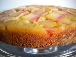Gateau A La Rhubarbe Facon Tatin Les Delices De Mimm Gateau Rhubarbe Recette Gateau Recette Dessert