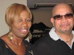 Merle Dillon's Instagram, Twitter & Facebook