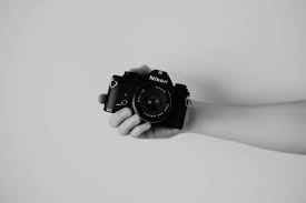Gambar tersebut bisa anda download langsung, caranya silahkan klik pada. Ingin Foto Hitam Putih Estetis Ala Fotografer Pro Coba Trik Mudah Ini