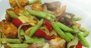 Goreng hirisan ayam separuh masak.jangan sampai garing. Cara Masak Ayam Goreng Kunyit Dengan Buncis Informasi Santai