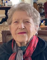 Lynn Block's Instagram, Twitter & Facebook