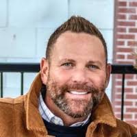 Donna Simerly's Instagram, Twitter & Facebook