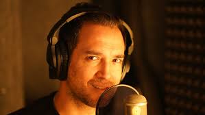 Meet Alfonso Lugo: Music producer, singer songwriter, voice over talent &  sound engineer.