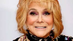 Queen Bees cast ages: How old are the Queen Bees in real life?