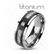 His And Her 4pc Black And Silver Stainless Steel And Titanium Wedding Ring Band Set Size Women S 10 Men S 07 Walmart Com Titanium Rings For Men Wedding Ring Bands Set Moissanite