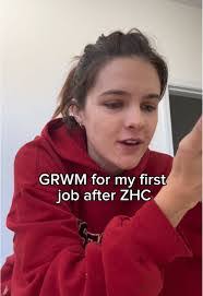 Mackenzie Ricker's Instagram, Twitter & Facebook