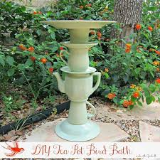 Upcycling Ideen Aus Alten Dingen Den Garten Neu Gestalten Garten Neu Gestalten Vogelbad Garten Garten Upcycling