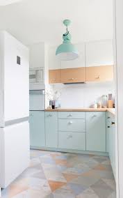 Mengaplikasikan warna pastel sebagai cat ruang tamu minimalis akan membuat ruangan yang sebenarnya sempit terlihat lebih cerah dan lapang. Pesona Sentuhan Warna Pastel Untuk Desain Interior Rumah Idaman Yang Cantik Arsitag