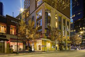Visitors can start the day at one of the many restaurants before catching a. Aloft Charlotte Uptown At The Epicentre Charlotte North Carolina Us Reservations Com