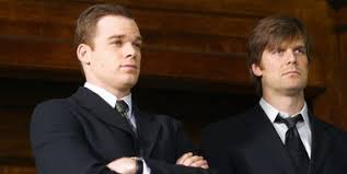 Avec ruth remariée et nate qui perd le contrôle, les fisher font face aux récentes pertes et. Regarder Six Feet Under Saison 4 Episode 1 En Streaming Betaseries Com