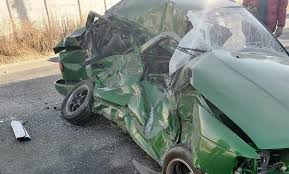 May 31, 2021 · el accidente de tránsito se registró la tarde de este lunes en san pedro de macorís e involucró un carro y una guagua de transporte público, según la persona que grabó el audiovisual. Accidente En Camino Troncal De Quillota Dejo Una Persona Fallecida Epicentro Chile