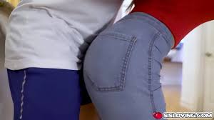 When your stepsister wants to learn basketball - XNXX.COM