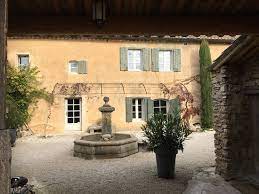 Maybe you would like to learn more about one of these? Clos De La Fontaine Bild Von Le Clos De La Fontaine Cabrieres D Avignon Tripadvisor