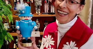 Farewell 2022 with The Queen and holiday travel