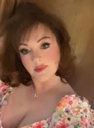 I think it's because both are lady eye candy