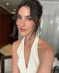 Gracie Abrams Updates