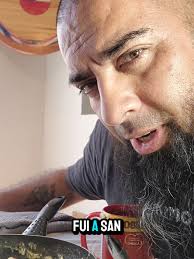 Todos conocemos a alguien con esa extraña costumbre... #miga #pan #paila  #chilenosenusa #pate #chilenosporelmundo #tiktok #cocina #cooking  #homemadebread