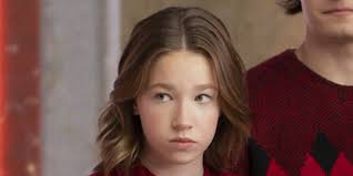 Elizabeth Allen-Dick Reveals Tearful Reaction to Santa Clause