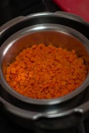 This satisfying, healthy snack is a cinch to make. Tamilnadu Style Carrot Poriyal With Coconut Carrot Poriyal Recipe