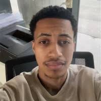 100+ profils pour “Cairo”