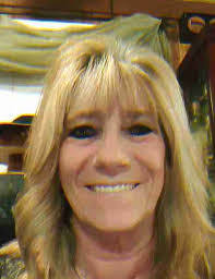 Sandy Honeycutt's Instagram, Twitter & Facebook