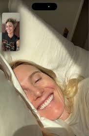 Packing my clothes into a Simplehuman trash can