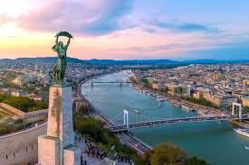Attractions, culture, city map, pictures, videos, budapest surroundings and. 10 Best Things To Do In Budapest What Is Budapest Most Famous For Go Guides