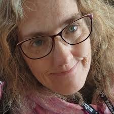 When does the parade start in Milo, Iowa?