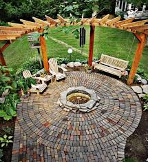 377 likes · 19 talking about this. Sitzplatz Mit Feuerstelle Im Garten 55 Tipps Und Ideen Patio Landscaping Garden Seating Outdoor Patio Diy