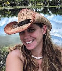 Danielle Frazier's Instagram, Twitter & Facebook