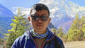 La lucha del 'navarro' Pasang Sherpa para ayudar al castigado Himalaya