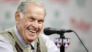 Earlene Roberts's Instagram, Twitter & Facebook