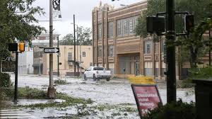 Calculate the total cost to drive from gulf shores, al to mobile, al. Sally Slams Gulf Coast With Life Threatening Flooding Abc News