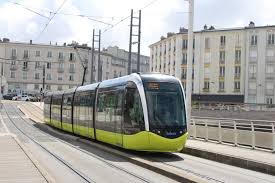 Le 8 novembre est le 313ème jour de l'année en 2020, et on y fête geoffroy et dora. Finistere A Brest Le Tramway Ne Circulera Pas De Nuit Du 5 Au 8 Novembre 2018 Cote Brest
